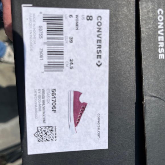 Converse wine suede size 8 - Picture 12 of 12